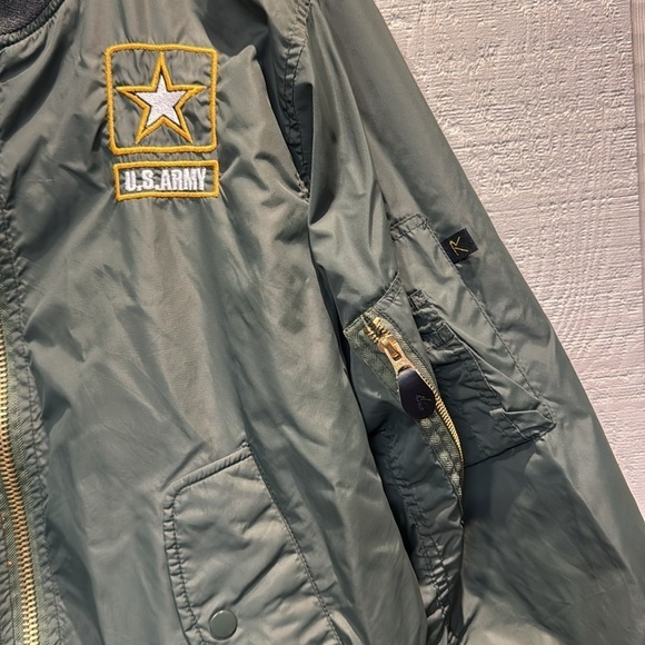 Army military vintage green bomber jacket size Medium - Picture 2 of 7
